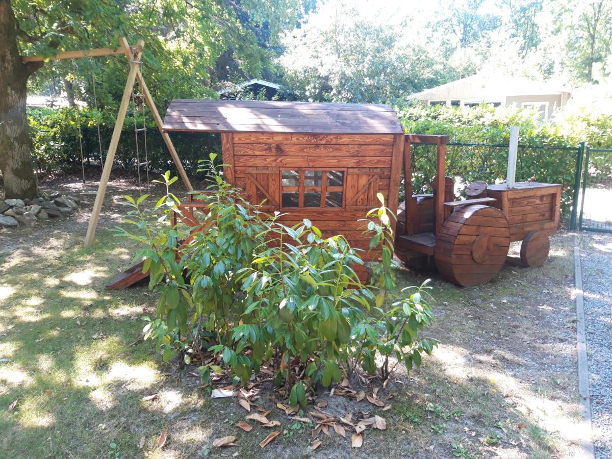 Vakantiehuisje Lanaken Exterior photo